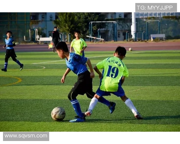 足球梯队对抗赛精彩回顾与战术分析助力青少年足球发展